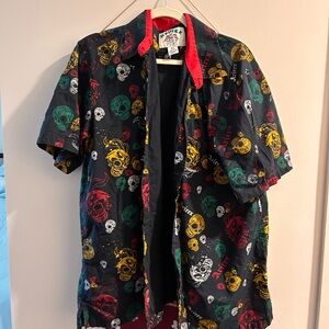 Avirex shirt - Avirex 1975 Mens XL Short Sleeve Button Up Shirt Skulls